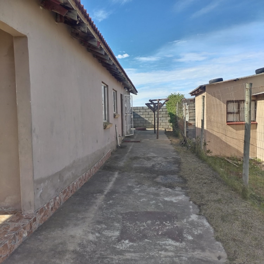 4 Bedroom Property for Sale in Fort Jackson Industrial Eastern Cape